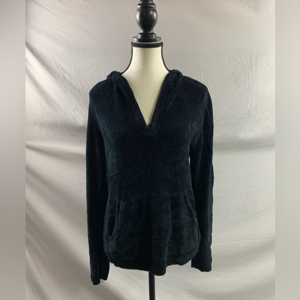 Black Kangaroo Pocket Hoodie Sweater - Picture 1 of 4